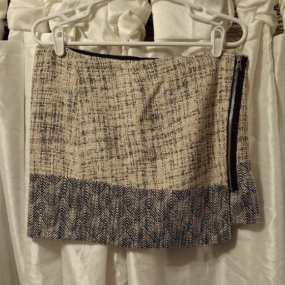 Rachel Roy Chic Tweed Mini Skirt - Black and Cream 🩵🩵🩵🩵 - Picture 1 of 8